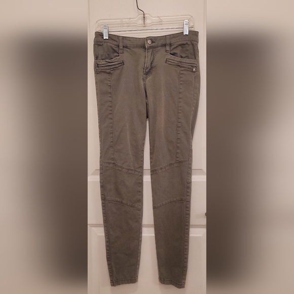 H&M Olive Ankle Cropped Jeans Sz 8 - Picture 1 of 6
